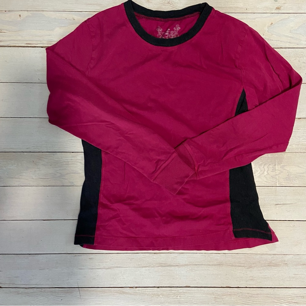 Energy Zone/long sleeve/dark pink and charcoal/size medium (8-10)